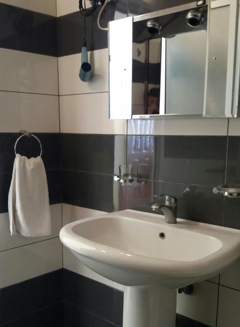Seaview Apartment Detjoni Sarande Luaran gambar